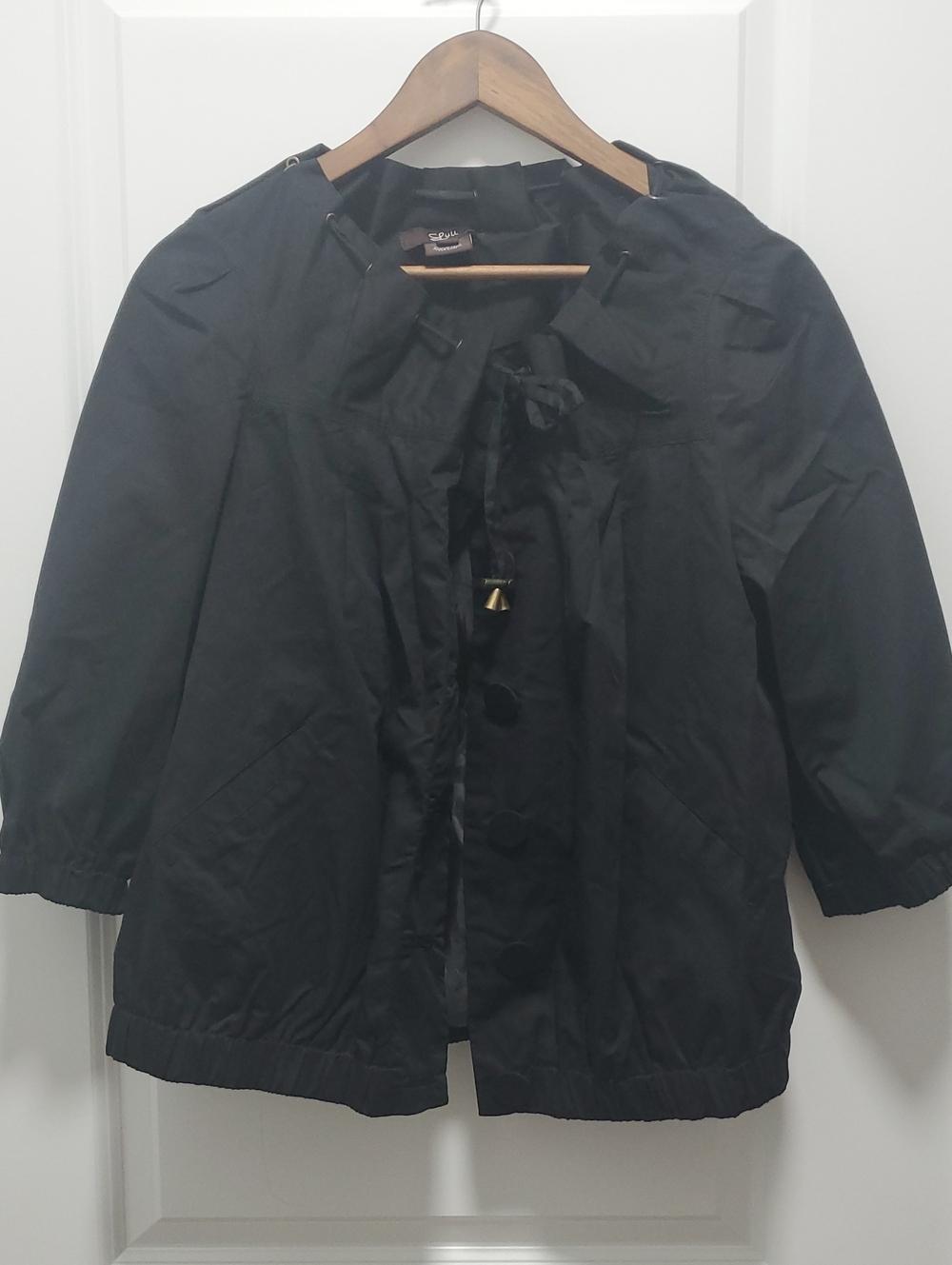 Luii Cropped Black Utility Jacket Size Large